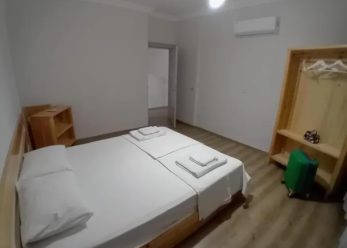 Hill Defne Apartment *