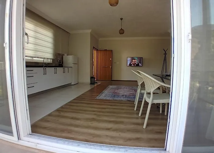 Hill Defne Apartment