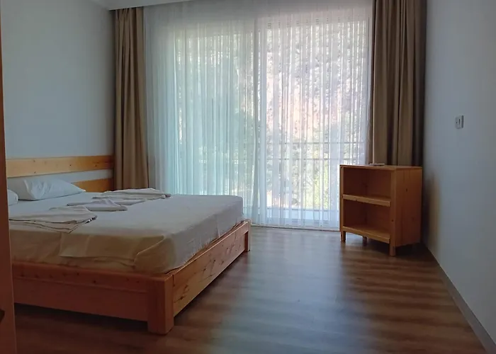 Apartment Hill Defne