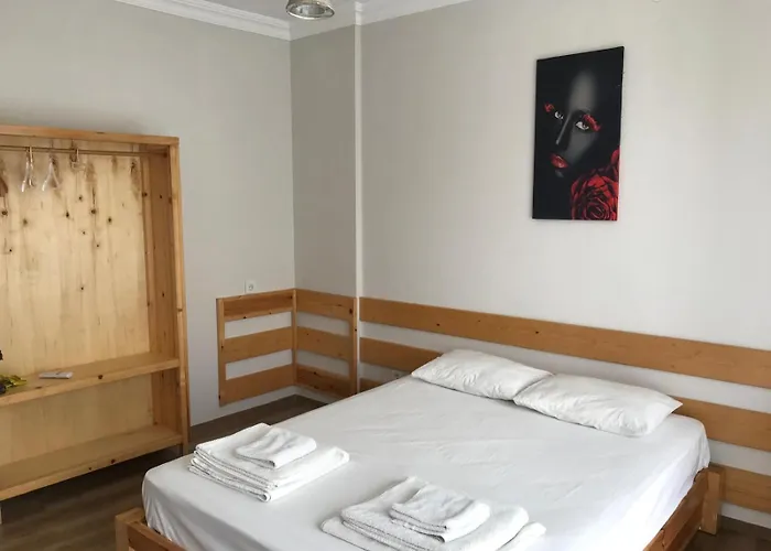 Hill Defne Apartment *