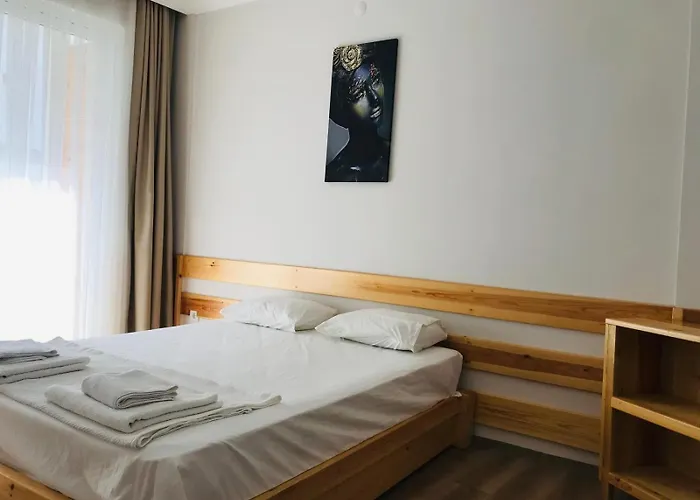 Apartment Hill Defne