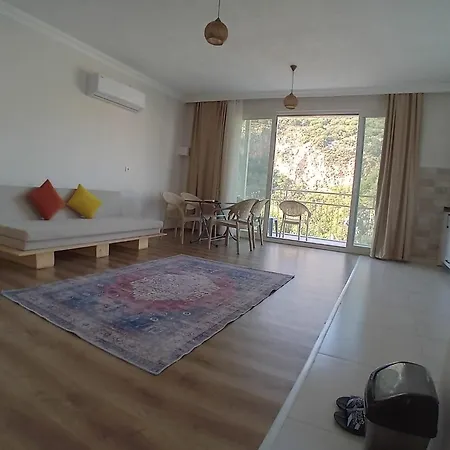 Hill Defne Kaş